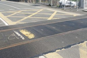 ireland-pelican-railway-level-crossing-kildare-2013-03-001